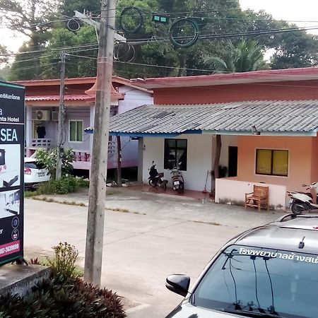 ザ シー アット ランタ ホテル Ko Lanta エクステリア 写真