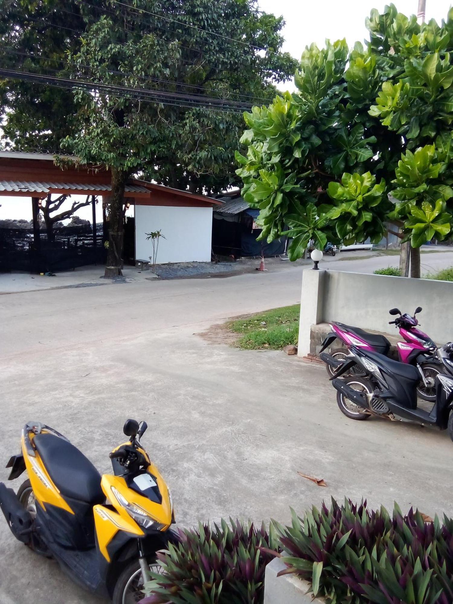 ザ シー アット ランタ ホテル Ko Lanta エクステリア 写真