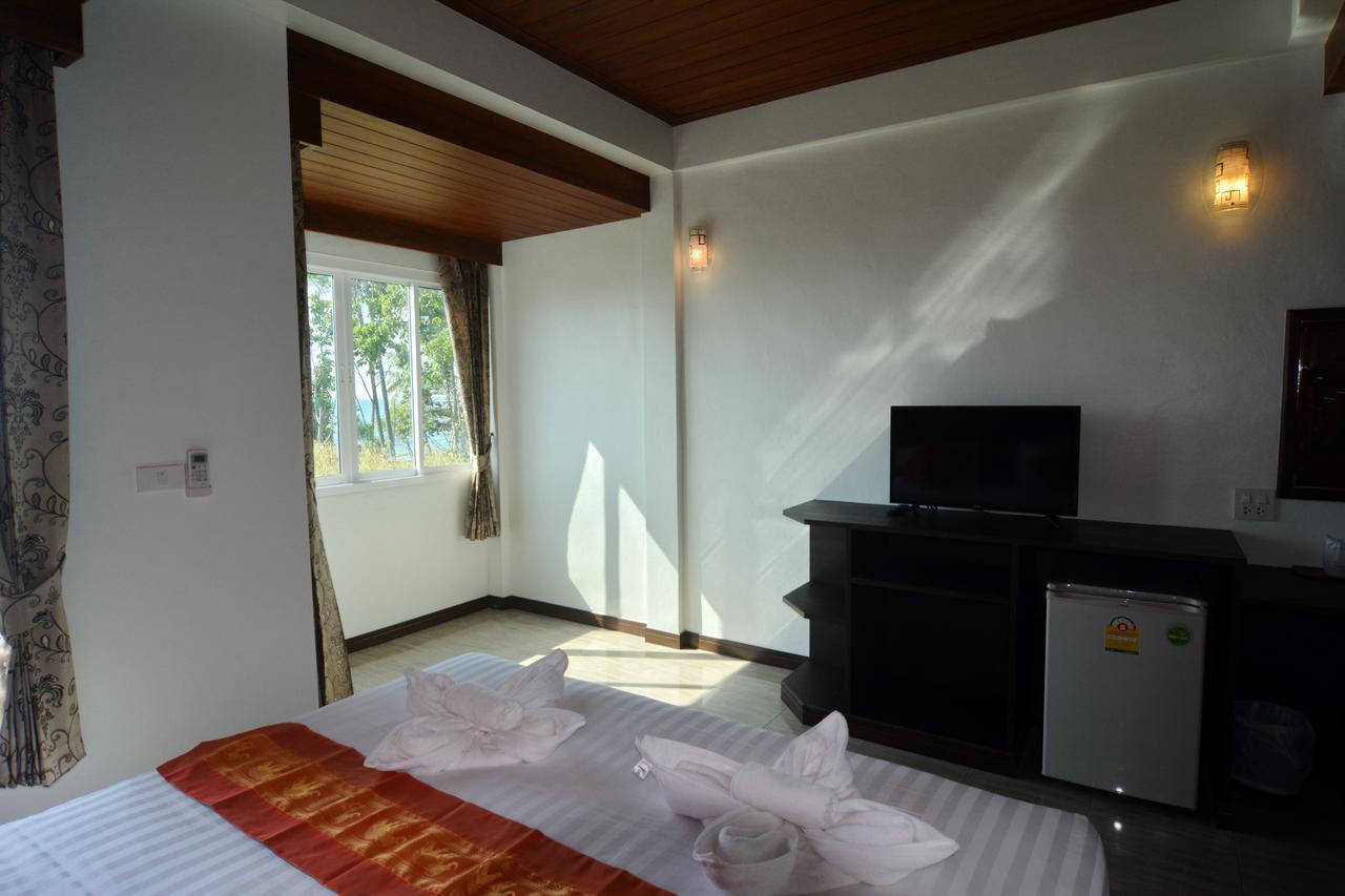 ザ シー アット ランタ ホテル Ko Lanta エクステリア 写真